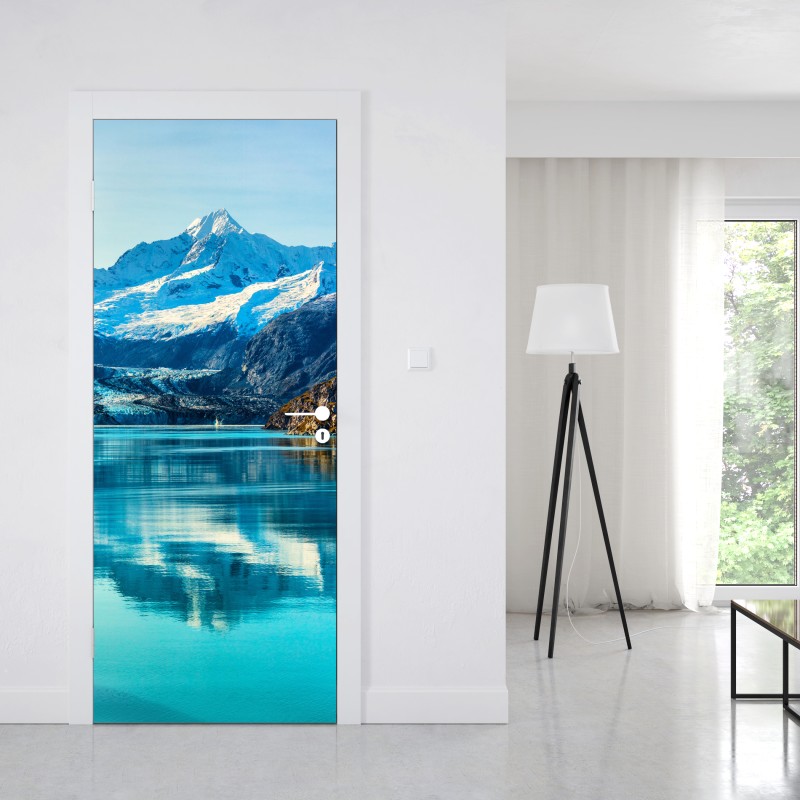 Naklejka na drzwi spokojne turkusowe jezioro górskie – Wallissimo® Naklejka na drzwi spokojne turkusowe jezioro górskie – Wallissimo®