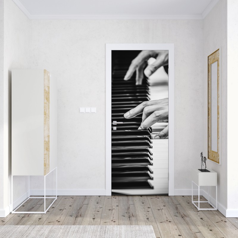 Naklejka na drzwi dłonie przy fortepianie w ruchu – Wallissimo® Naklejka na drzwi dłonie przy fortepianie w ruchu – Wallissimo®