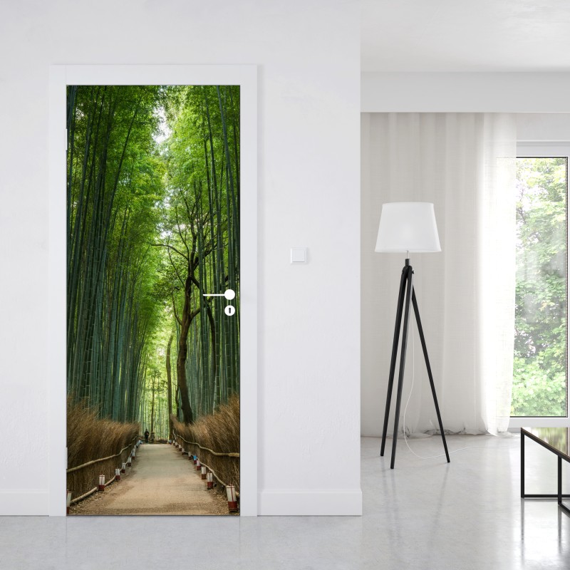 Naklejka na drzwi spokojna alejka w bambusowym gaju – Wallissimo® Naklejka na drzwi spokojna alejka w bambusowym gaju – Wallissimo®