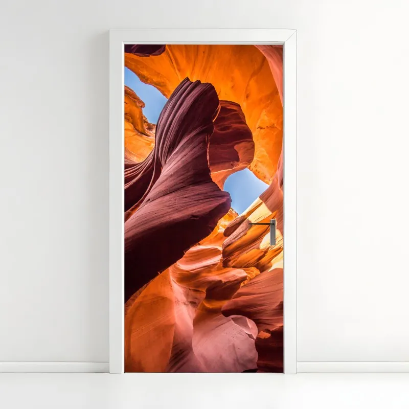 Naklejka na drzwi złoty wzór damaskowy na granatowym tle – Wallissimo®