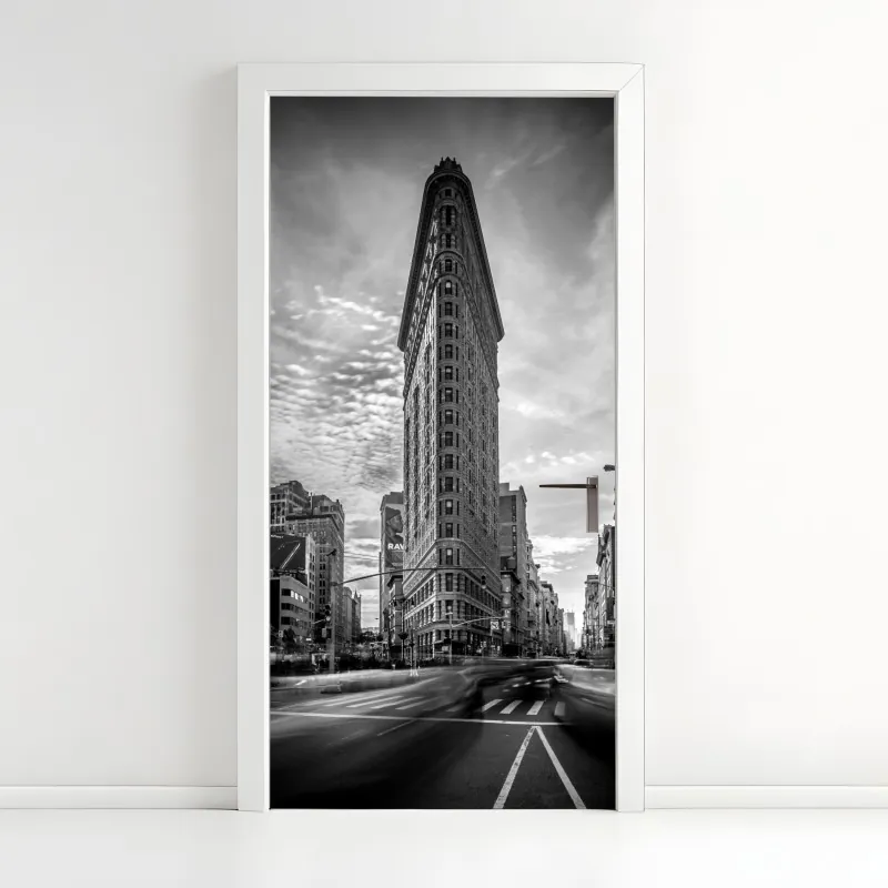 Naklejka na drzwi Flatiron, Nowy Jork — architektura w monochromie