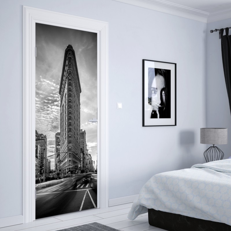 Naklejka na drzwi Flatiron, Nowy Jork — architektura w monochromie – Wallissimo® Naklejka na drzwi Flatiron, Nowy Jork — architektura w monochromie – Wallissimo®