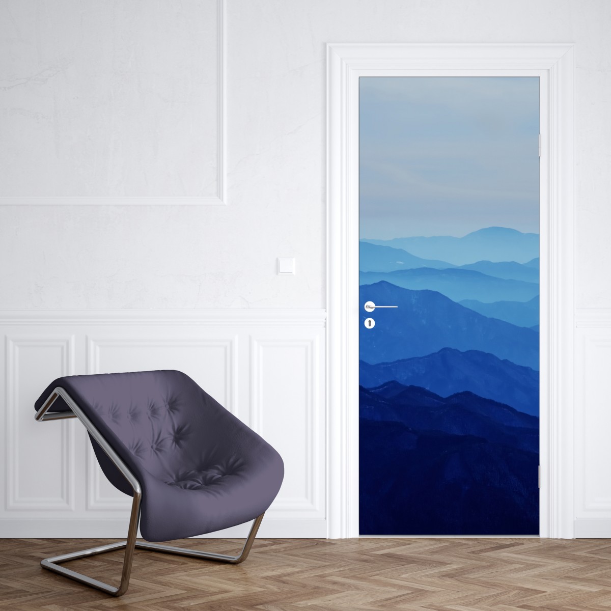 Naklejka na drzwi mglista niebieska panorama gór – Wallissimo® Naklejka na drzwi mglista niebieska panorama gór – Wallissimo®