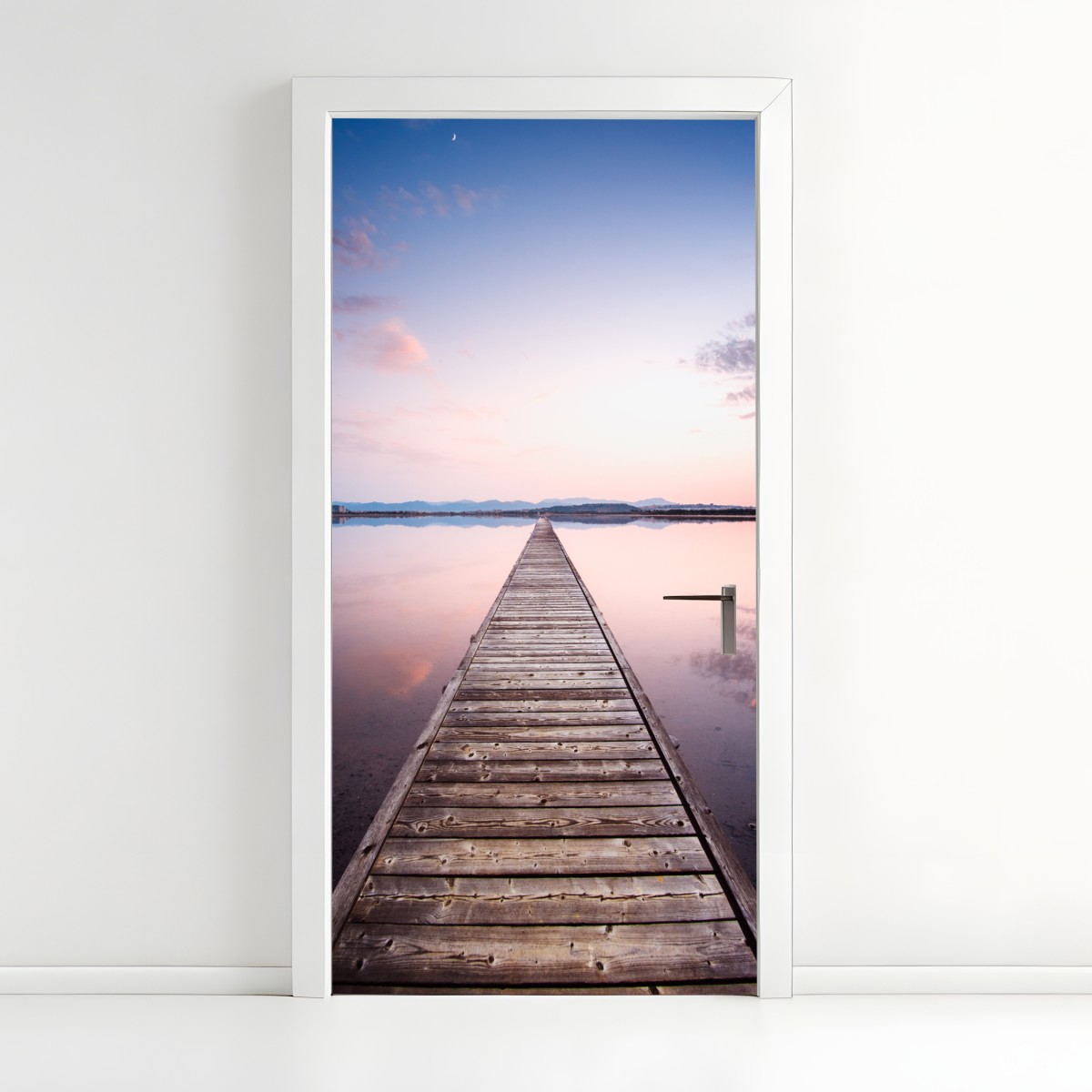 Door sticker pier to the horizon at sunset – Wallissimo®