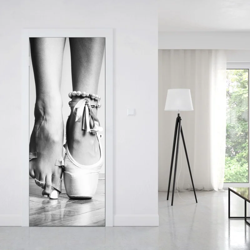 Naklejka na drzwi słoneczna uliczka w Civita di Bagnoregio – Wallissimo®