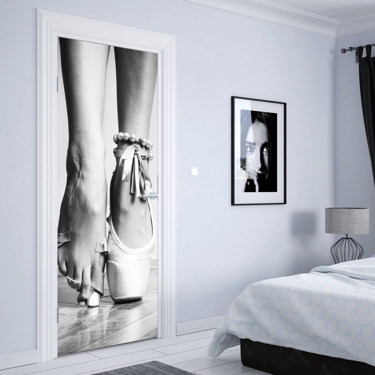 Naklejka na drzwi gracja baletowa na pointach – Wallissimo® Naklejka na drzwi gracja baletowa na pointach – Wallissimo®