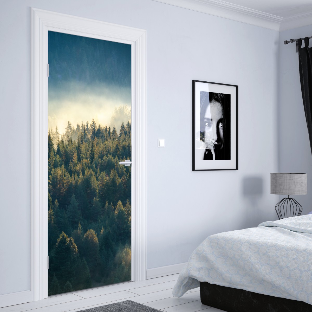 Naklejka na drzwi mglisty las sosnowy o świcie – Wallissimo® Naklejka na drzwi mglisty las sosnowy o świcie – Wallissimo®