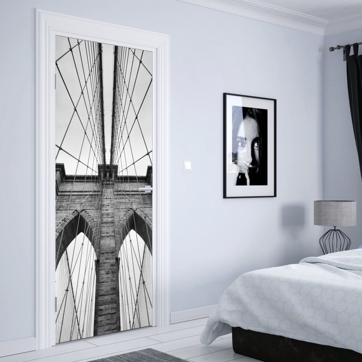 Naklejka na drzwi perspektywa Mostu Brooklyńskiego w monochromie – Wallissimo® Naklejka na drzwi perspektywa Mostu Brooklyńskiego w monochromie – Wallissimo®