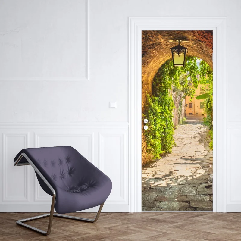 Naklejka na drzwi beżowa tekstura marmuru z naturalnymi żyłami – Wallissimo®