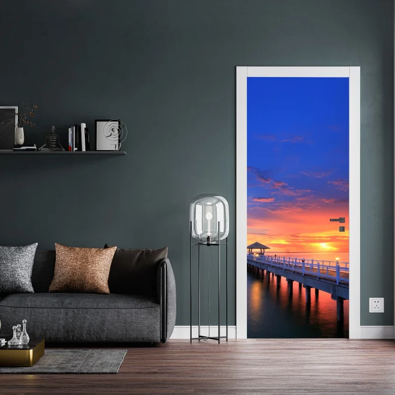 Naklejka na drzwi molo o zachodzie słońca nad plażą – Wallissimo® Naklejka na drzwi molo o zachodzie słońca nad plażą – Wallissimo®
