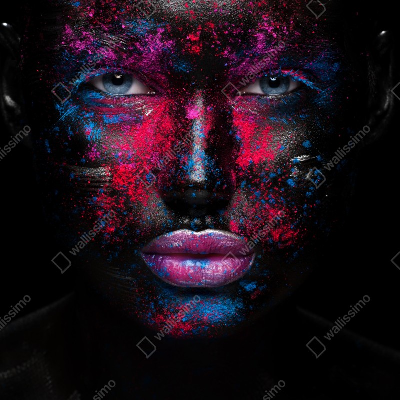 Naklejka na drzwi dramatyczny neonowy portret twarzy – Wallissimo® Naklejka na drzwi dramatyczny neonowy portret twarzy – Wallissimo®