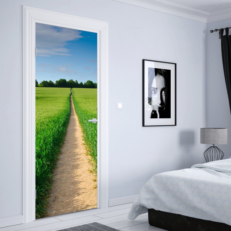 Naklejka na drzwi słoneczna ścieżka przez zieloną łąkę – Wallissimo® Naklejka na drzwi słoneczna ścieżka przez zieloną łąkę – Wallissimo®