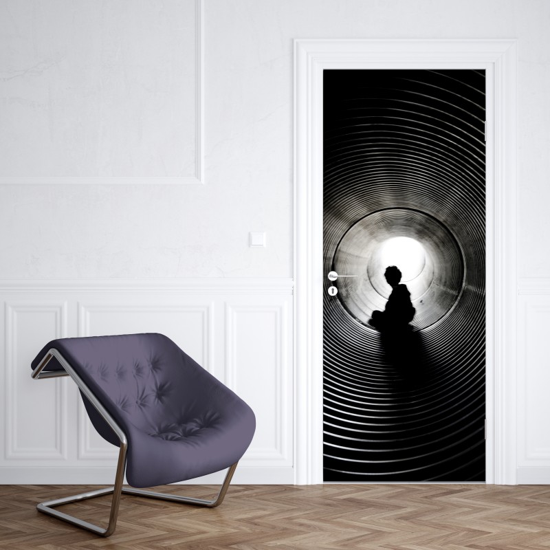 Naklejka na drzwi sylwetka w spiralnym tunelu – Wallissimo® Naklejka na drzwi sylwetka w spiralnym tunelu – Wallissimo®