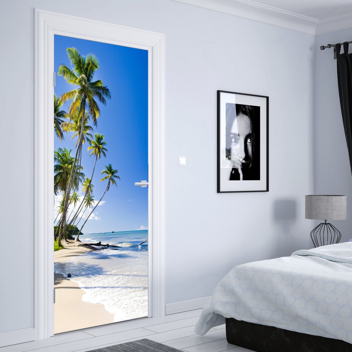 Naklejka na drzwi tropikalna plaża z palmami pod błękitnym niebem – Wallissimo® Naklejka na drzwi tropikalna plaża z palmami pod błękitnym niebem – Wallissimo®