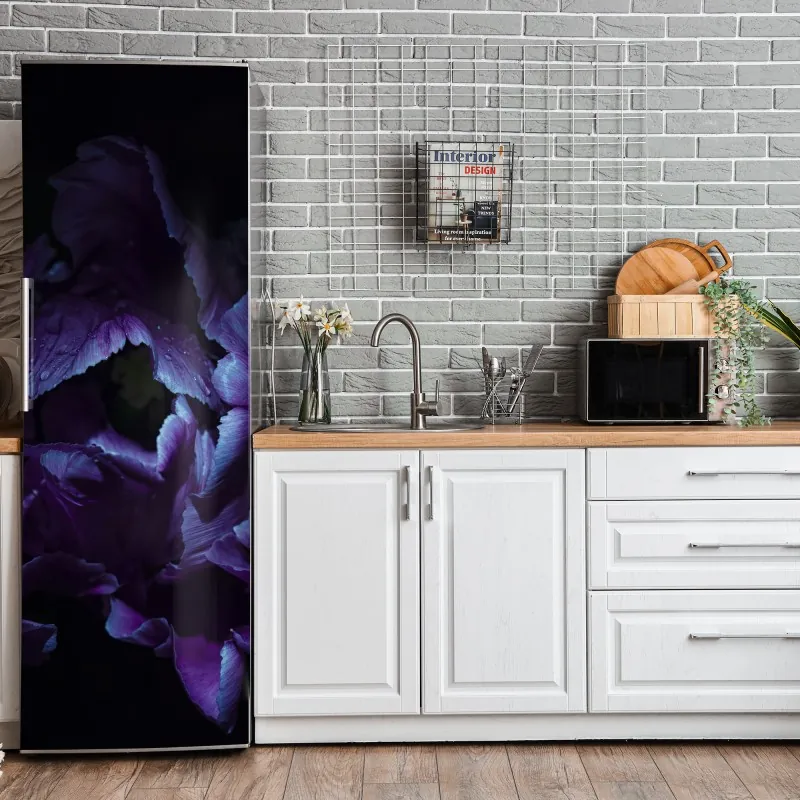 Naklejka na lodówkę spokojny kwiatowy profil z falującymi włosami – Wallissimo®