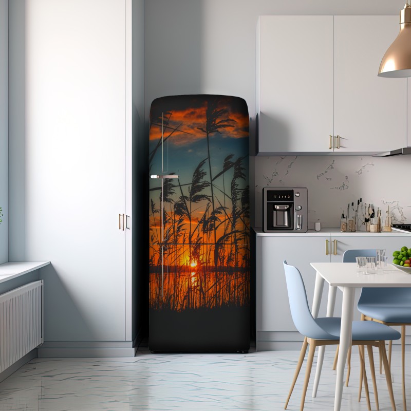 Naklejka na lodówkę zachód słońca nad jeziorem z sitowiem w sylwecie – Wallissimo® Naklejka na lodówkę zachód słońca nad jeziorem z sitowiem w sylwecie – Wallissimo®