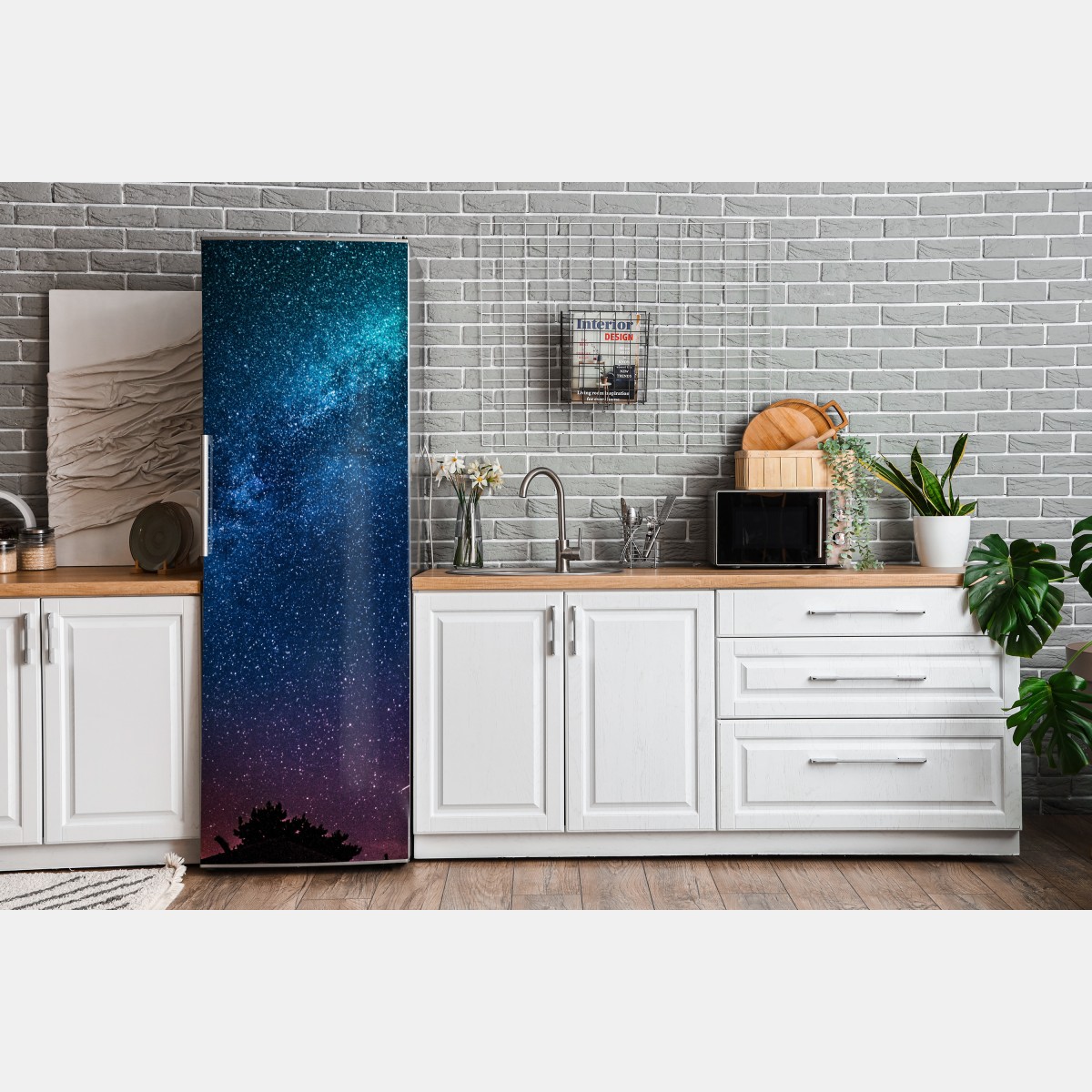 Naklejka na lodówkę głębokie błękitne nocne niebo z drogą mleczną i spadającą gwiazdą – Wallissimo® Naklejka na lodówkę głębokie błękitne nocne niebo z drogą mleczną i spadającą gwiazdą – Wallissimo®