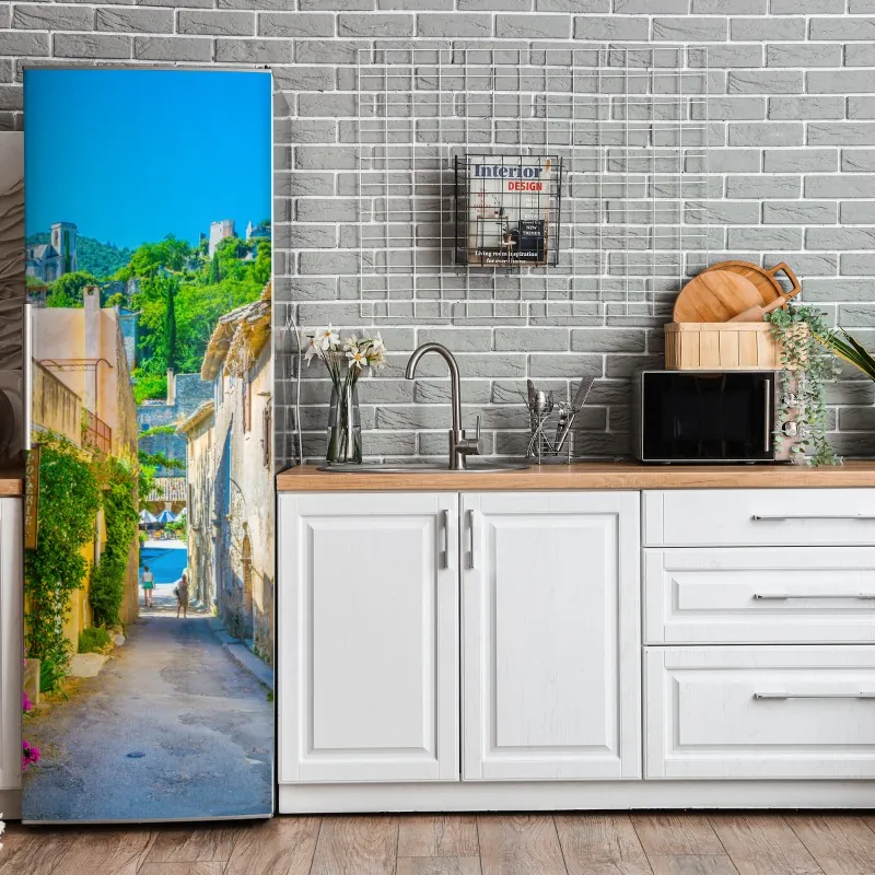 Naklejka na lodówkę koi, lilie wodne i ważki na błękitnym stawie – Wallissimo®