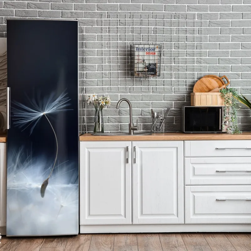 Naklejka na lodówkę spokojne alpejskie jezioro z drewnianym pomostem – Wallissimo®