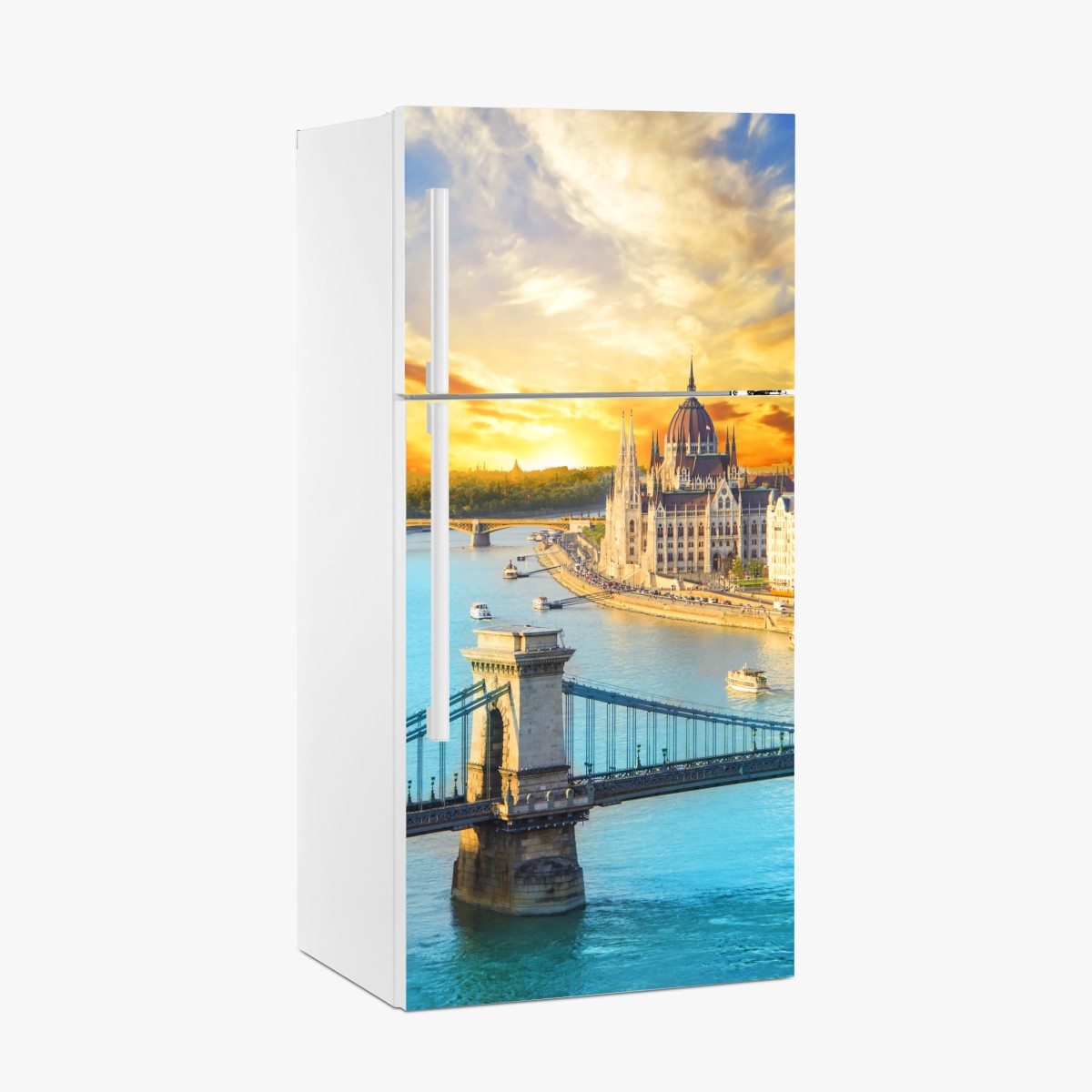 Fridge sticker sunset over Budapest skyline with Chain Bridge – Wallissimo®