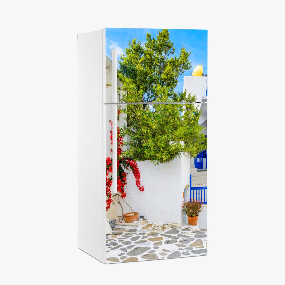Fridge sticker sunlit Mediterranean courtyard with bougainvillea – Wallissimo®