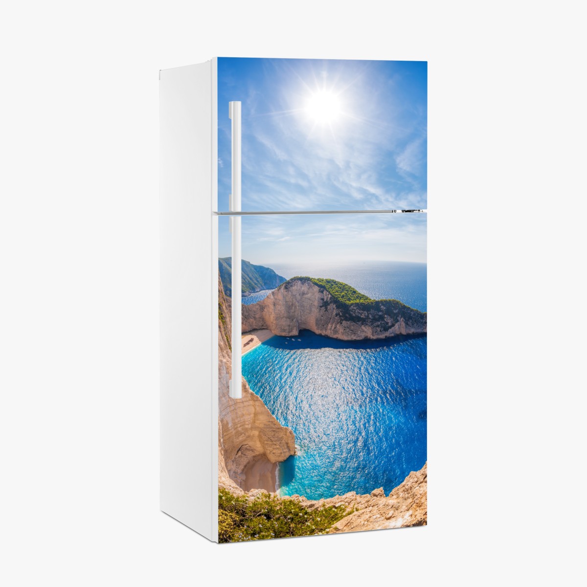 Fridge sticker sunlit cliffs at Navagio Beach, Zakynthos – Wallissimo®