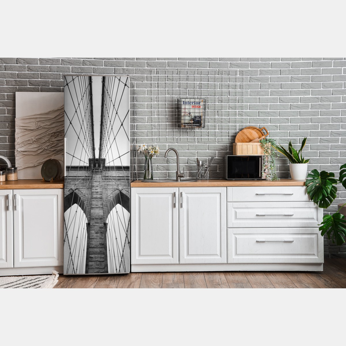 Naklejka na lodówkę perspektywa Mostu Brooklyńskiego w monochromie – Wallissimo® Naklejka na lodówkę perspektywa Mostu Brooklyńskiego w monochromie – Wallissimo®