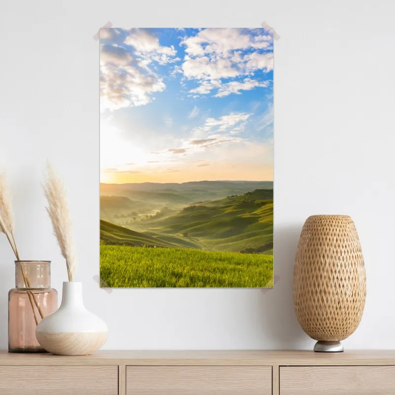 Plakat wschód słońca nad mglistymi pagórkami – Wallissimo® Plakat wschód słońca nad mglistymi pagórkami – Wallissimo®