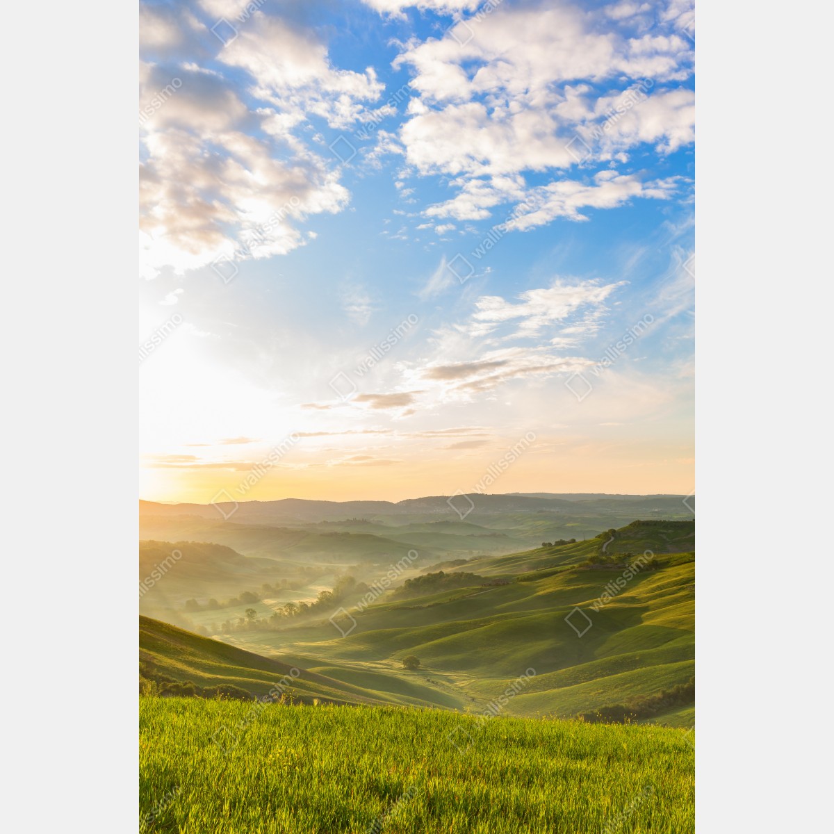 Plakat wschód słońca nad mglistymi pagórkami – Wallissimo® Plakat wschód słońca nad mglistymi pagórkami – Wallissimo®