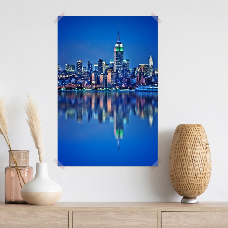 Plakat Nowy Jork nocna panorama z odbiciem – Wallissimo® Plakat Nowy Jork nocna panorama z odbiciem – Wallissimo®