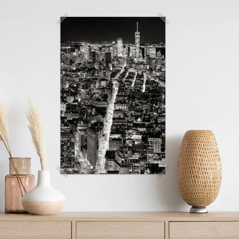 Plakat monochromatyczna panorama miasta nocą – Wallissimo® Plakat monochromatyczna panorama miasta nocą – Wallissimo®