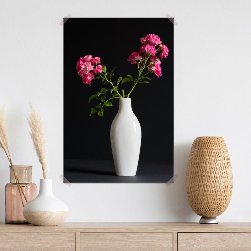 Plakat róże w białej wazie – Wallissimo® Plakat róże w białej wazie – Wallissimo®