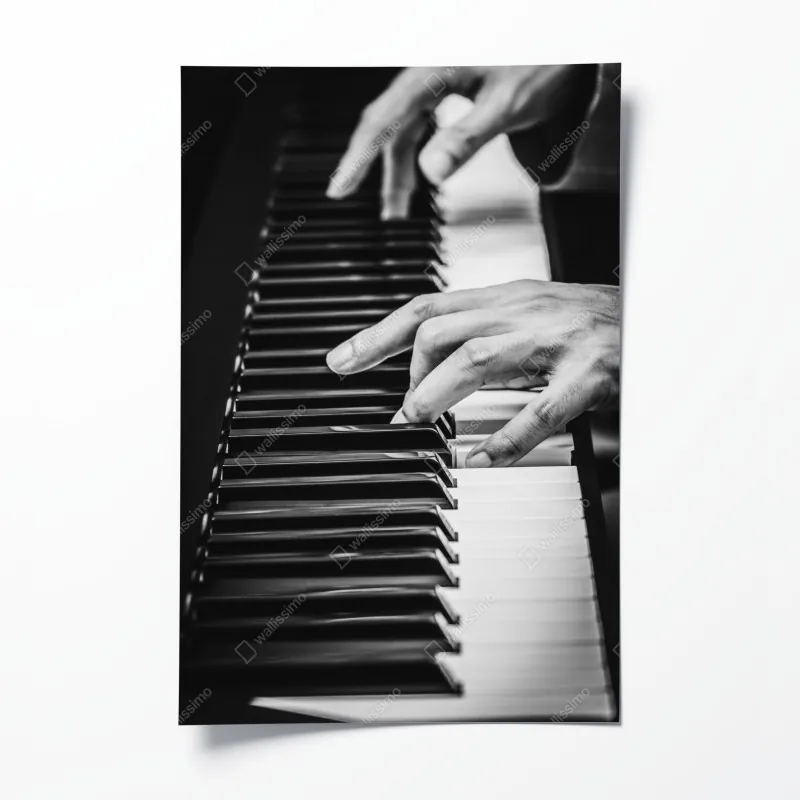 Plakat dłonie przy fortepianie w ruchu