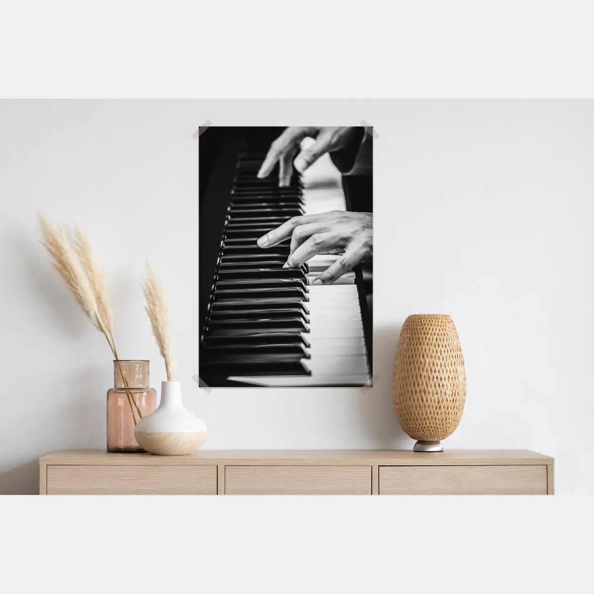 Plakat dłonie przy fortepianie w ruchu – Wallissimo® Plakat dłonie przy fortepianie w ruchu – Wallissimo®