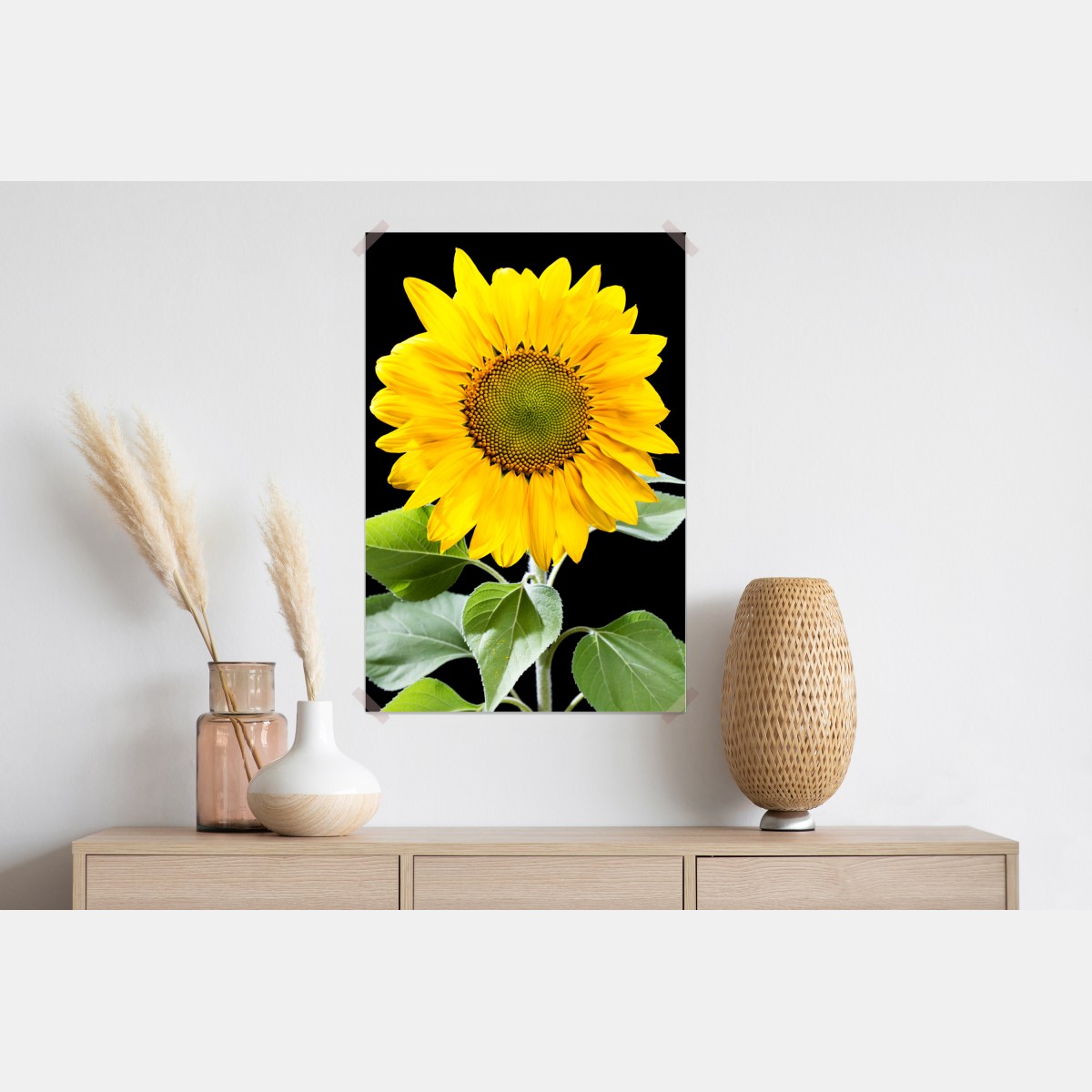 Plakat jaskrawy słonecznik na czarnym tle – Wallissimo® Plakat jaskrawy słonecznik na czarnym tle – Wallissimo®