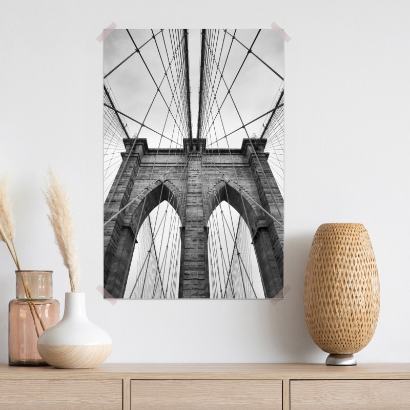 Plakat perspektywa Mostu Brooklyńskiego w monochromie – Wallissimo® Plakat perspektywa Mostu Brooklyńskiego w monochromie – Wallissimo®