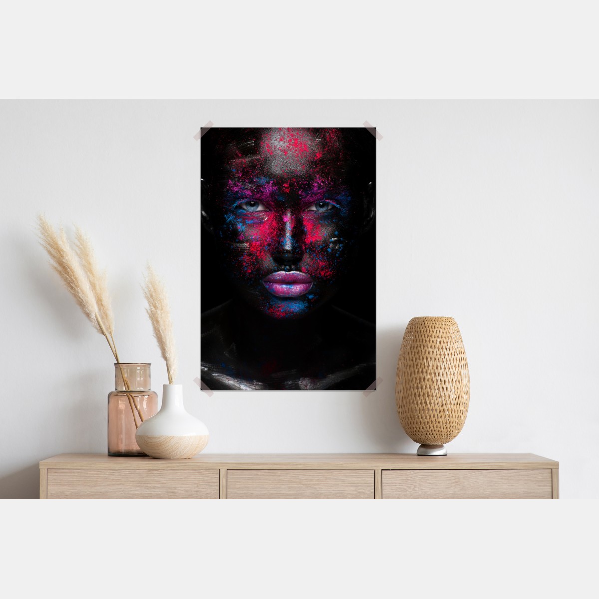 Plakat dramatyczny neonowy portret twarzy – Wallissimo® Plakat dramatyczny neonowy portret twarzy – Wallissimo®