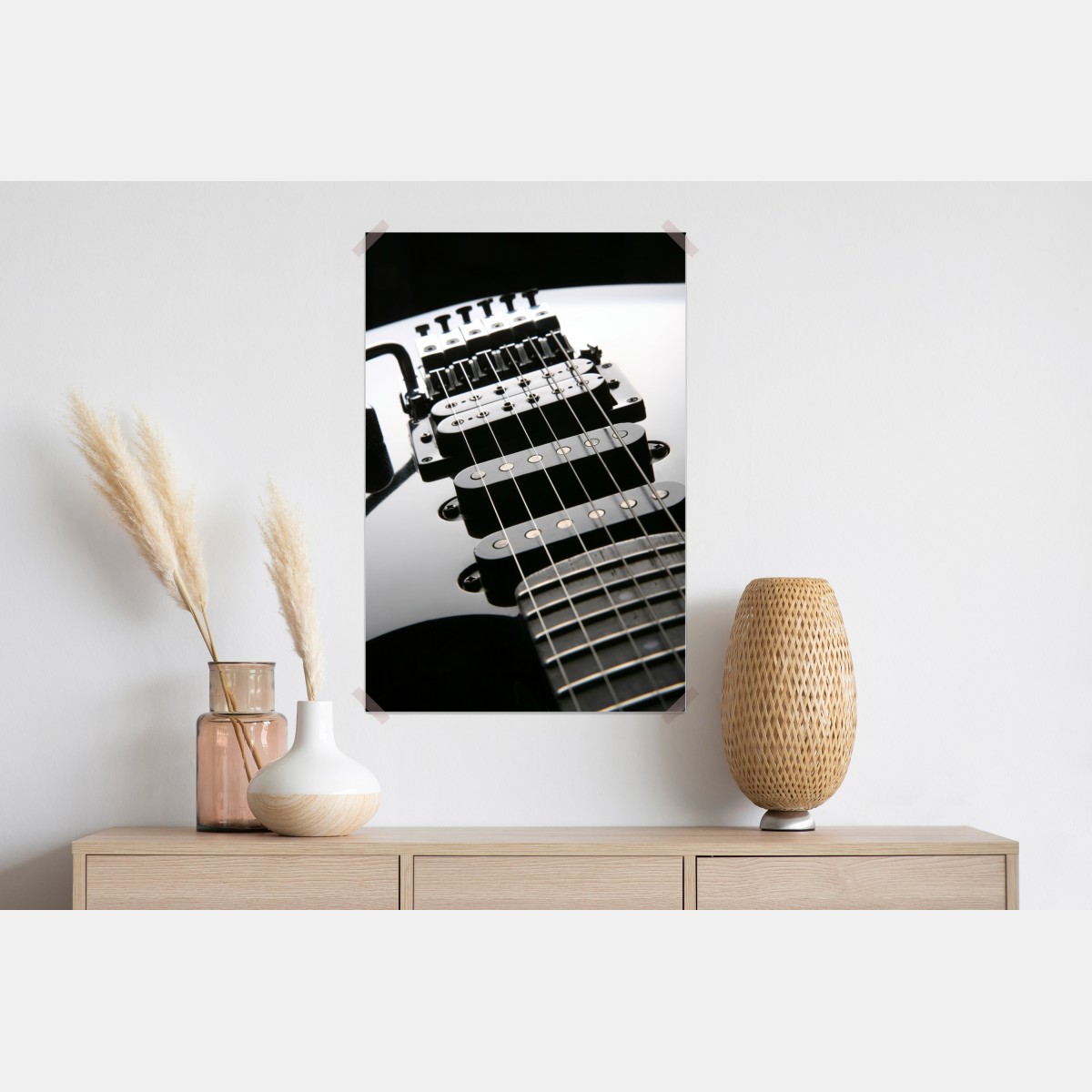 Plakat zbliżenie czarnej gitary elektrycznej – Wallissimo® Plakat zbliżenie czarnej gitary elektrycznej – Wallissimo®