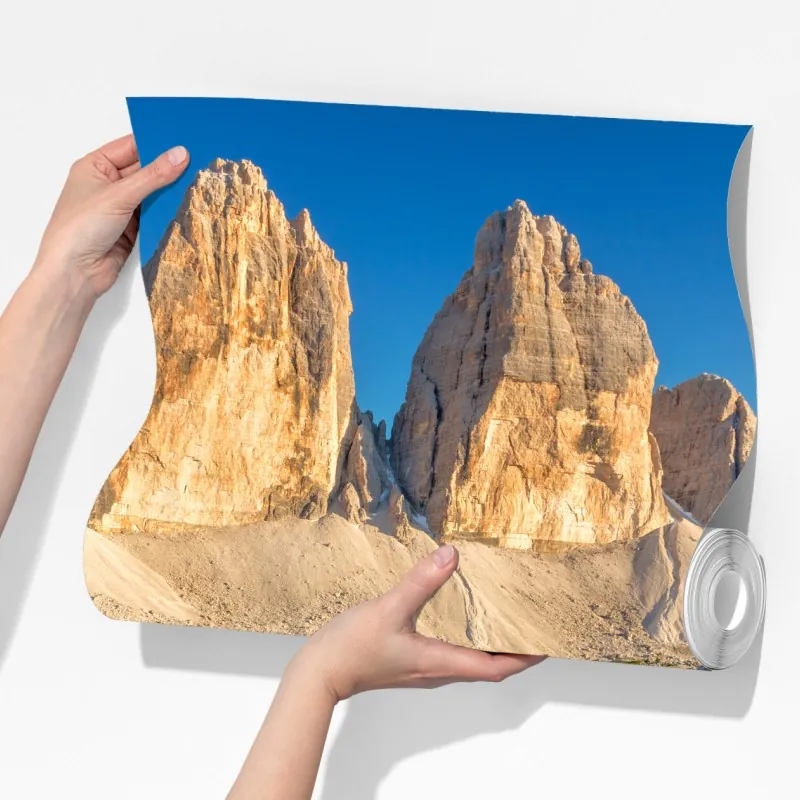 Fototapeta Tre Cime di Lavaredo nad alpejską łąką – Wallissimo® Fototapeta Tre Cime di Lavaredo nad alpejską łąką – Wallissimo®