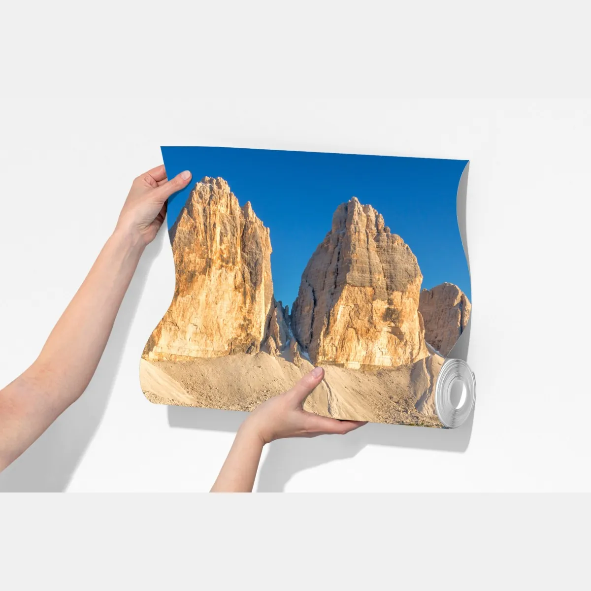 Fototapeta Tre Cime di Lavaredo nad alpejską łąką – Wallissimo® Fototapeta Tre Cime di Lavaredo nad alpejską łąką – Wallissimo®