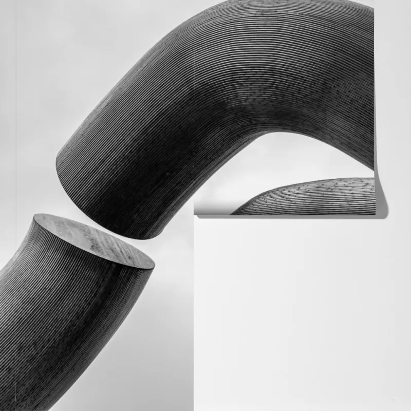 Fototapeta krzywe formy abstrakcyjna rzeźba w odcieniach szarości – Wallissimo® Fototapeta krzywe formy abstrakcyjna rzeźba w odcieniach szarości – Wallissimo®