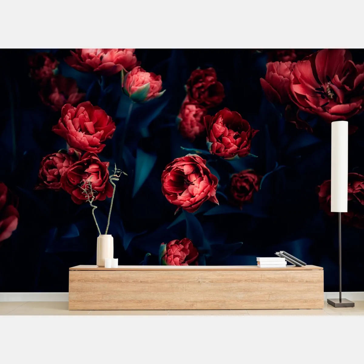 Fototapeta ponury bukiet czerwonych tulipanów – Wallissimo® Fototapeta ponury bukiet czerwonych tulipanów – Wallissimo®