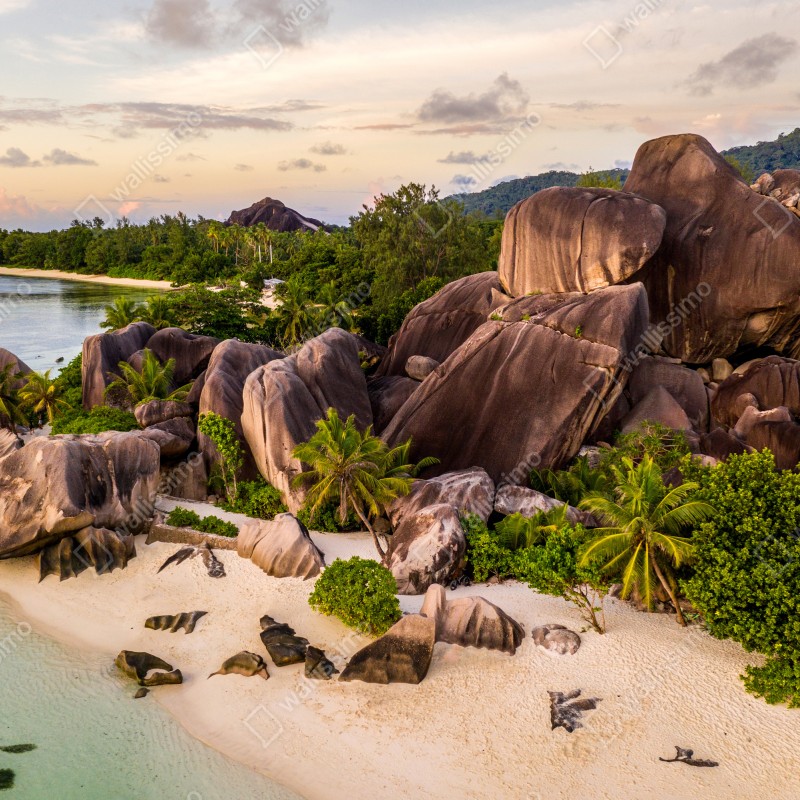 Fototapeta Anse d'Argent tropikalna plaża z granitowymi głazami – Wallissimo® Fototapeta Anse d'Argent tropikalna plaża z granitowymi głazami – Wallissimo®