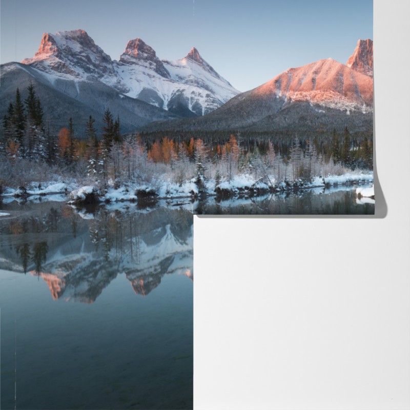 Fototapeta górskie odbicie w porannym blasku – Wallissimo® Fototapeta górskie odbicie w porannym blasku – Wallissimo®