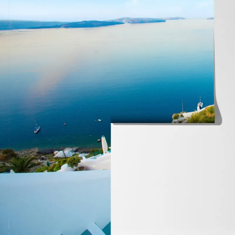 Fototapeta Santorini widok na morze z tarasu – Wallissimo® Fototapeta Santorini widok na morze z tarasu – Wallissimo®