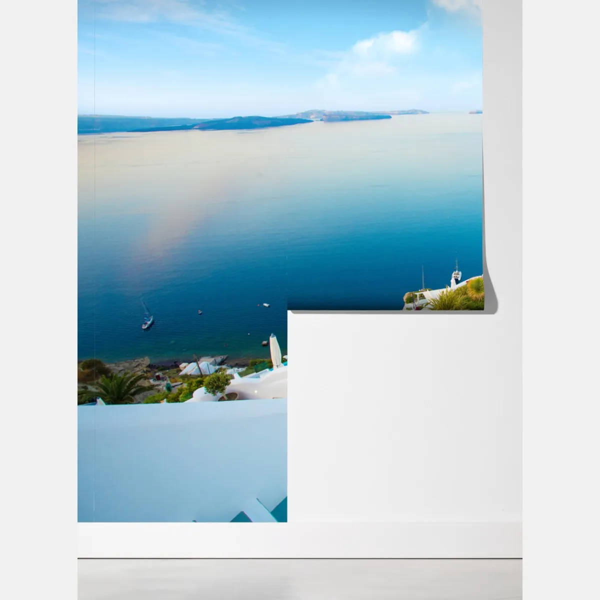 Fototapeta Santorini widok na morze z tarasu – Wallissimo® Fototapeta Santorini widok na morze z tarasu – Wallissimo®