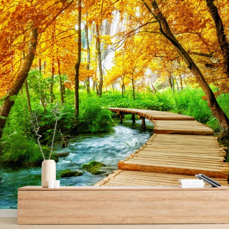 Fototapeta złoty pomost w lesie nad Plitwickimi Jeziorami – Wallissimo® Fototapeta złoty pomost w lesie nad Plitwickimi Jeziorami – Wallissimo®
