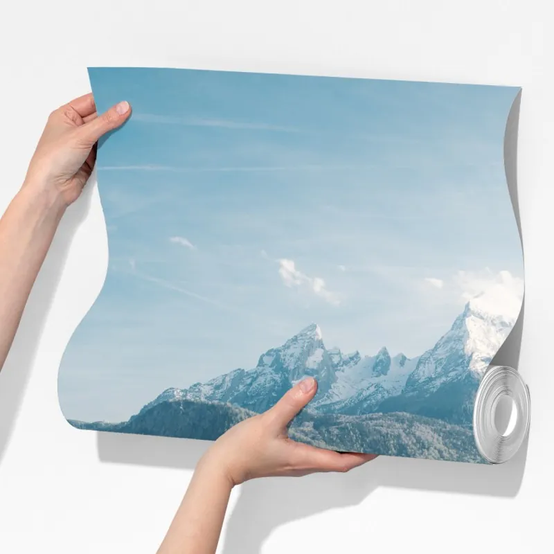 Fototapeta alpejska łąka pod ośnieżonymi szczytami – Wallissimo® Fototapeta alpejska łąka pod ośnieżonymi szczytami – Wallissimo®