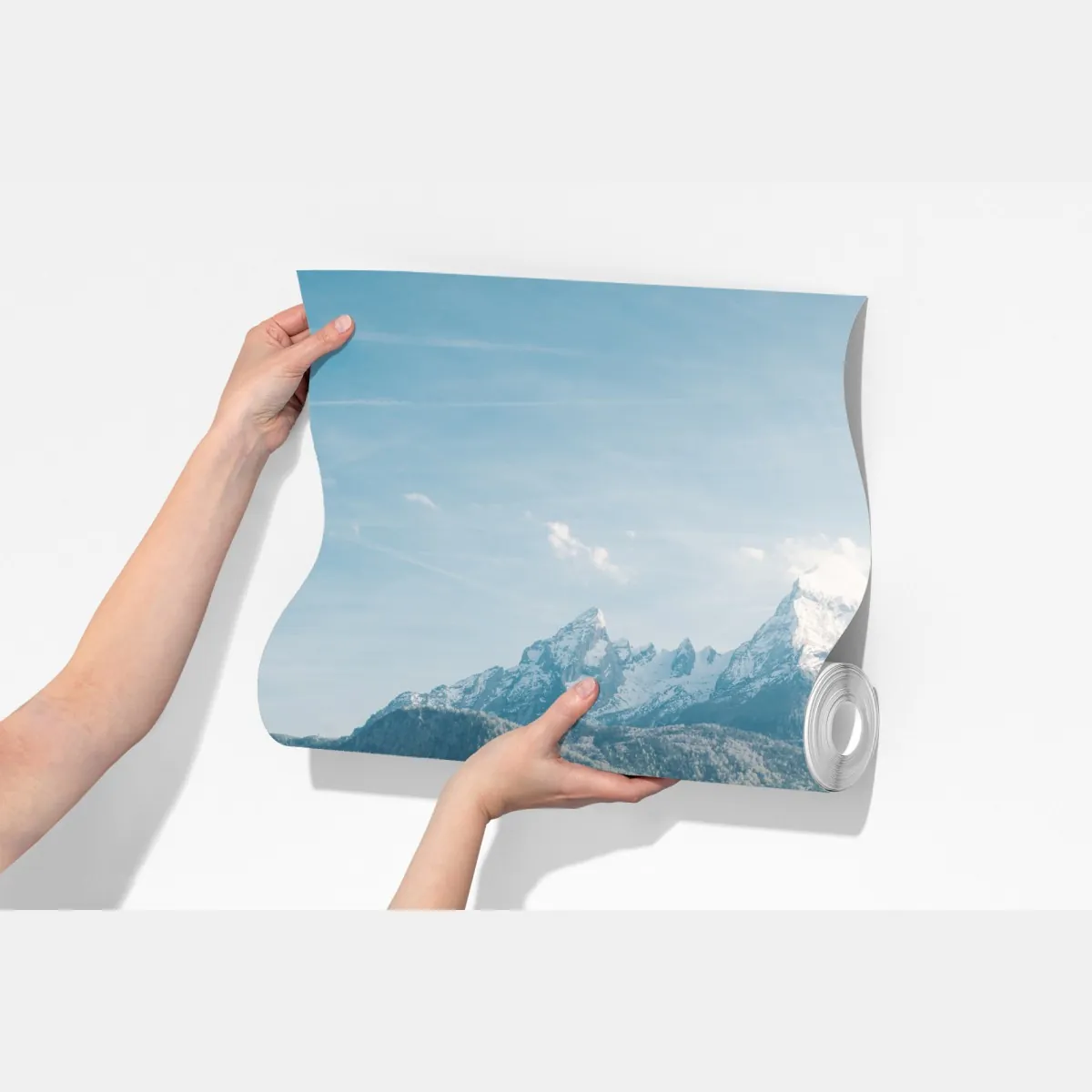 Fototapeta alpejska łąka pod ośnieżonymi szczytami – Wallissimo® Fototapeta alpejska łąka pod ośnieżonymi szczytami – Wallissimo®