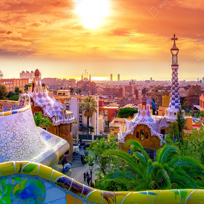 Fototapeta zachód słońca nad Park Güell w Barcelonie – Wallissimo® Fototapeta zachód słońca nad Park Güell w Barcelonie – Wallissimo®